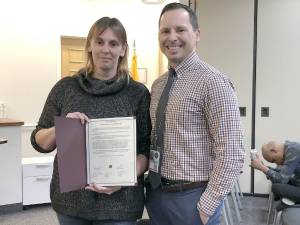 Cynthia Rock of the Wallkill Valley Municipal Alliance was named the 2022 Sussex County Municipal Alliance Volunteer of the Year. At right is Nick Kapetanakis of the county Division of Community and Youth Services.