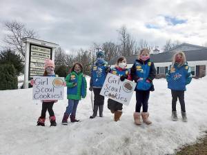 Sparta Daisy Troop gets creative selling cookies during Covid