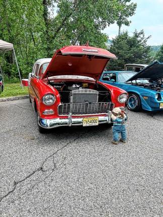 1,000 attend township’s first car show