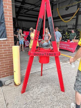 Proceeds of the car show went to local volunteer fire departments. (Photo by Daniele Sciuto)