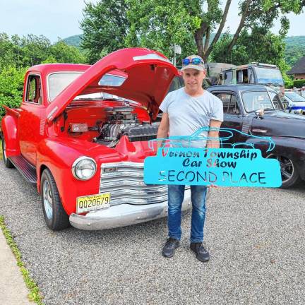 Cliff Pysher won second place with a 1949 Chevy pickup truck. (Photo courtesy of Mayor Anthony Rossi)