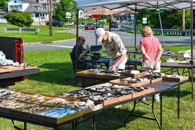 People look at items offered in the fourth annual Summer Swap and Sell on Saturday, July 27 in front of the Franklin Mineral Museum. (Photos by Maria Kovic)