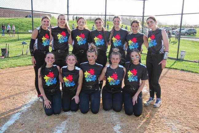 The Wallkill Valley varsity softball team.