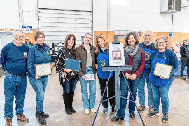 <b>CG3 Representatives of the Rotary Clubs of Branchville, Newton and Wallkill Valley receive the inaugural Dawn Hall ‘I Can Do It’ Award in recognition of their support of the Chili Open Golf Classic. (Photo provided)</b>