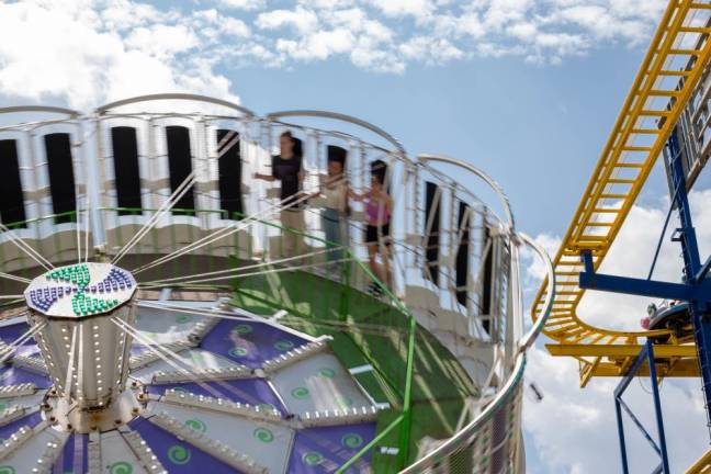 This ride spins fair-goers around and around. (Photo by Aja Brandt)