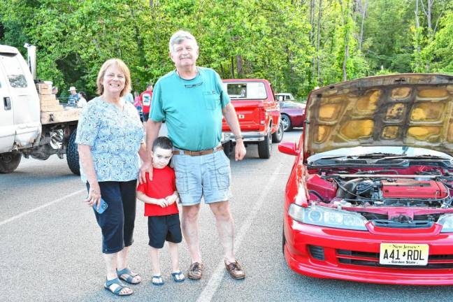 Suzanne, Warren and Warren Potter of Lafayette. (Photos by Maria Kovic)