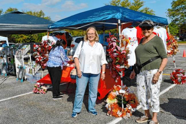 Linda Wistermayer and Rose Trimble of Hamburg.