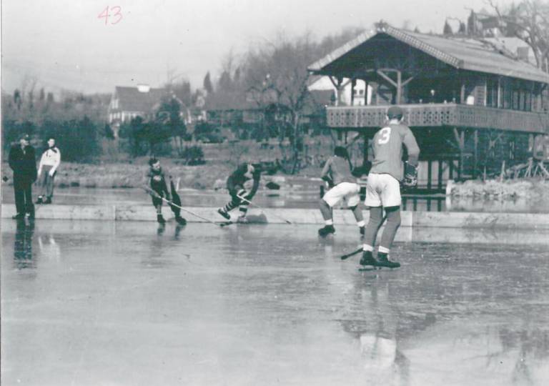 $!This vintage ice hockey scene is courtesy of a Girl Scout photographer.